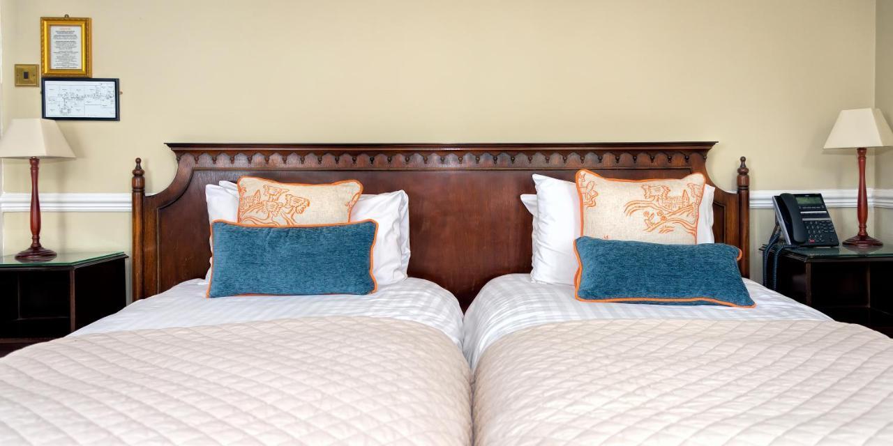 Willington Hall Hotel 타폴리 외부 사진