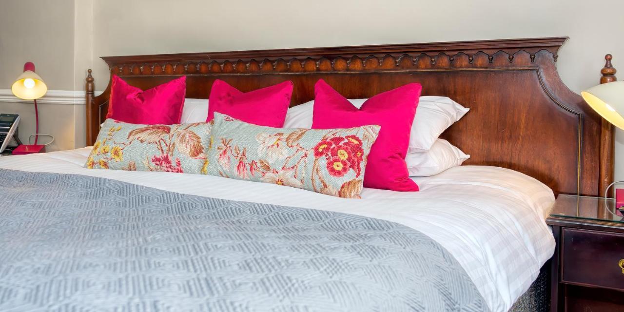 Willington Hall Hotel 타폴리 외부 사진