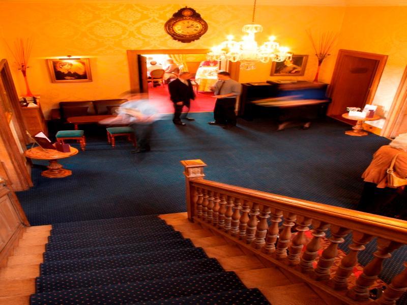 Willington Hall Hotel 타폴리 외부 사진