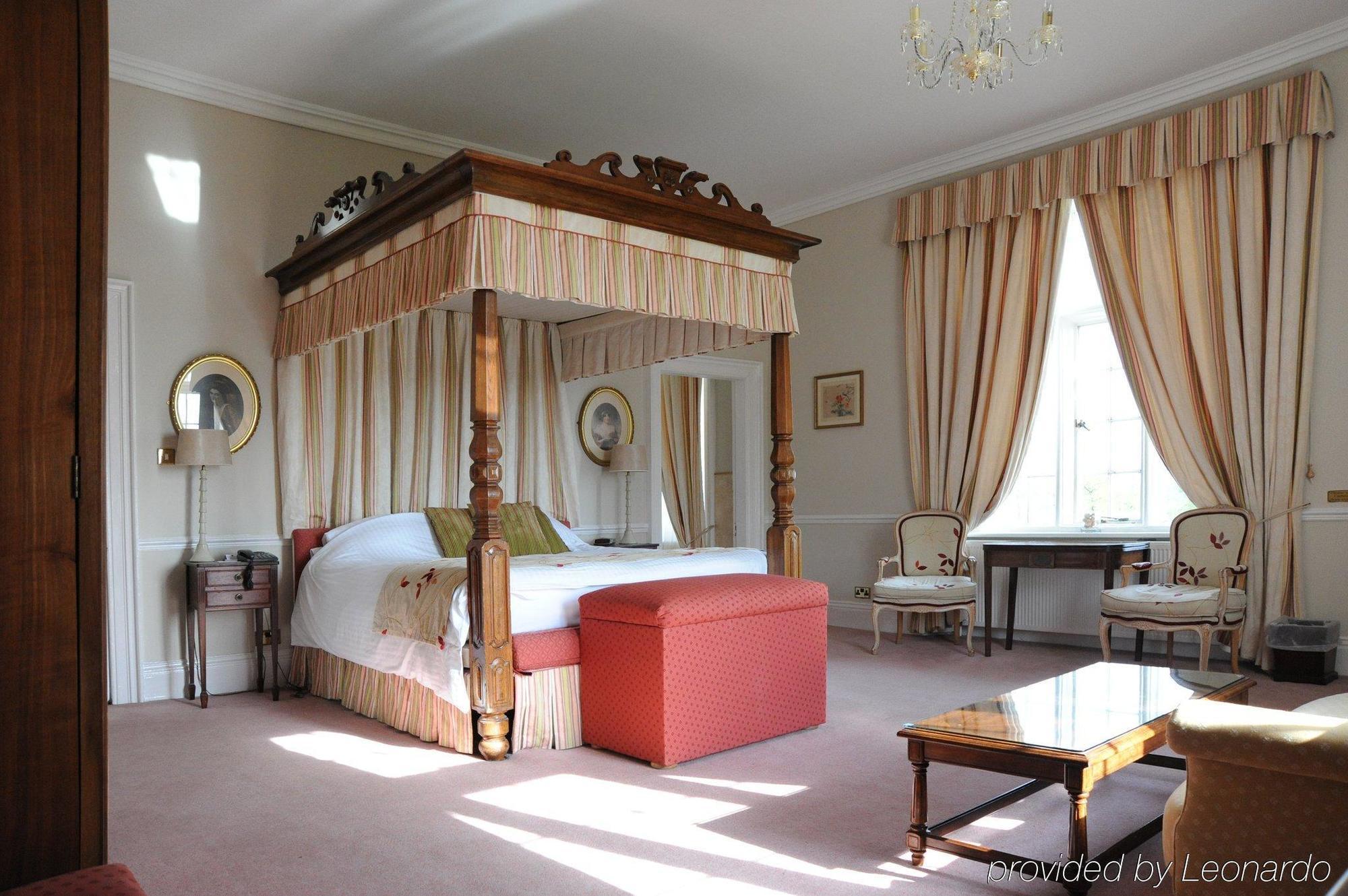 Willington Hall Hotel 타폴리 외부 사진