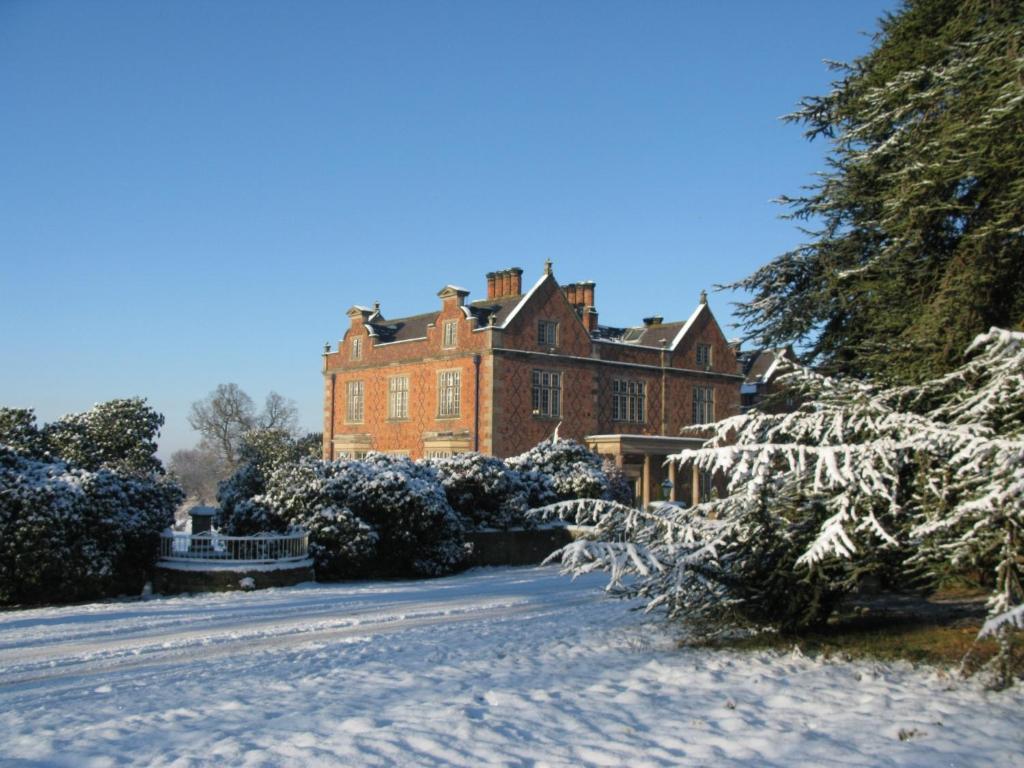 Willington Hall Hotel 타폴리 외부 사진