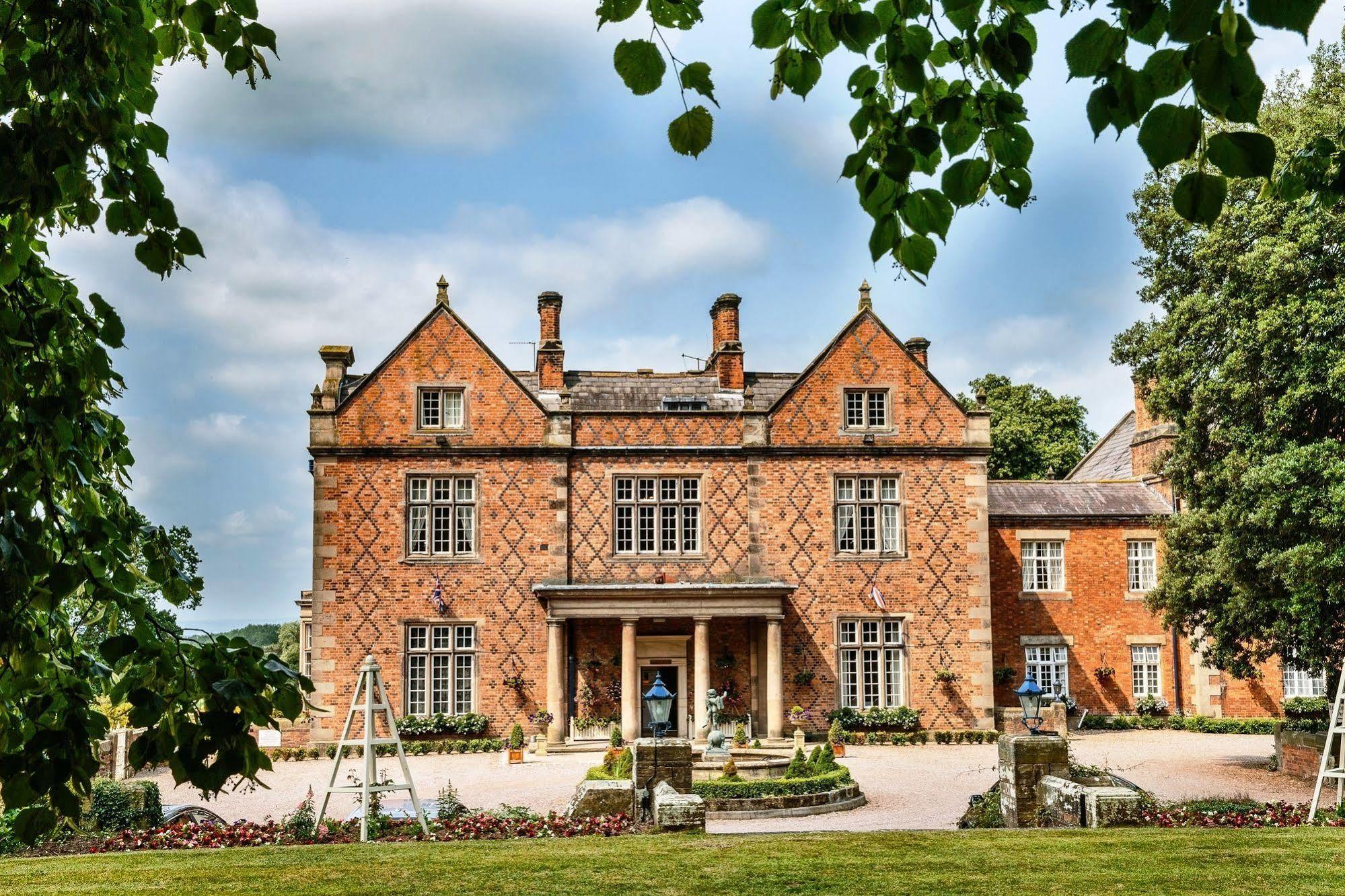 Willington Hall Hotel 타폴리 외부 사진